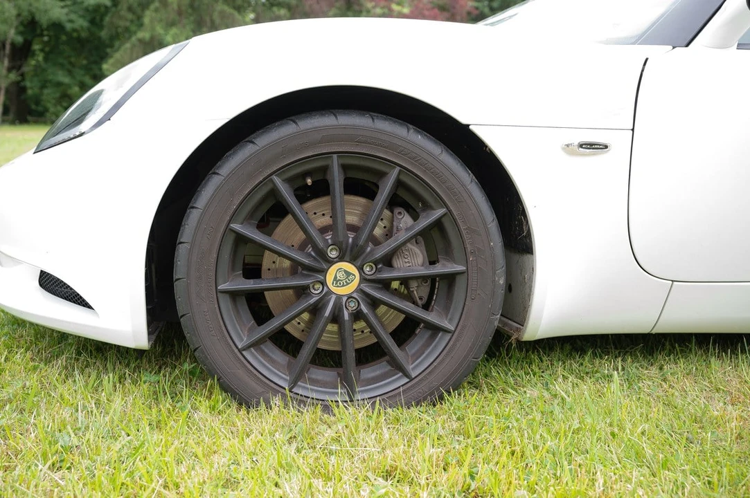 2012 Lotus Elise Series 3 - Image 24 of 30