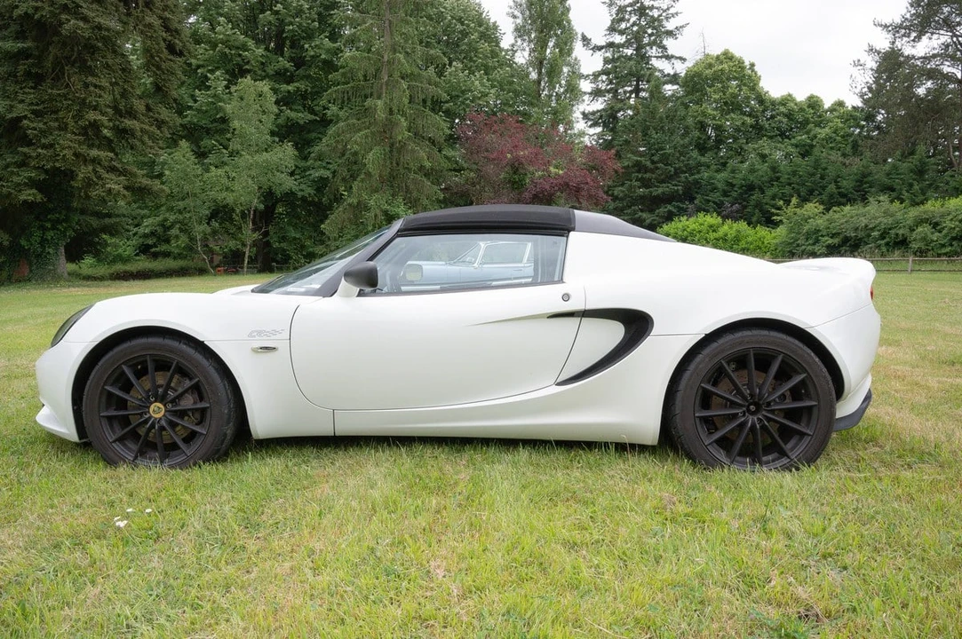 2012 Lotus Elise Series 3 - Image 11 of 30