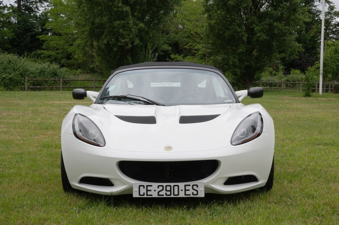 2012 Lotus Elise Series 3 - Image 19 of 30