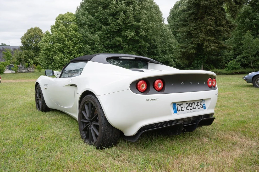 2012 Lotus Elise Series 3 - Image 10 of 30