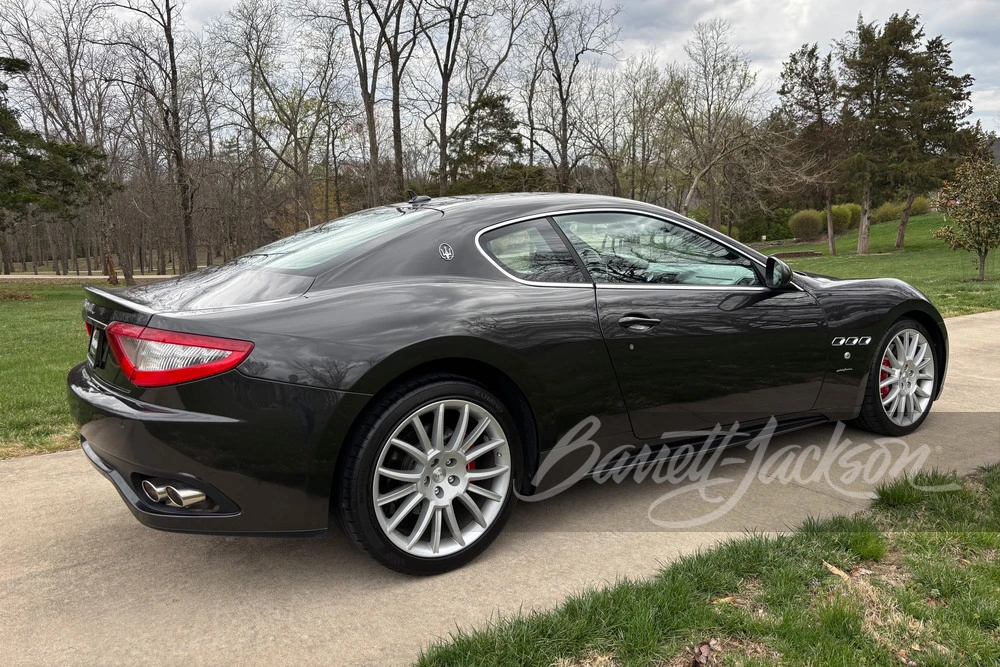 2012 Maserati GranTurismo 1st Gen - Image 2 of 11