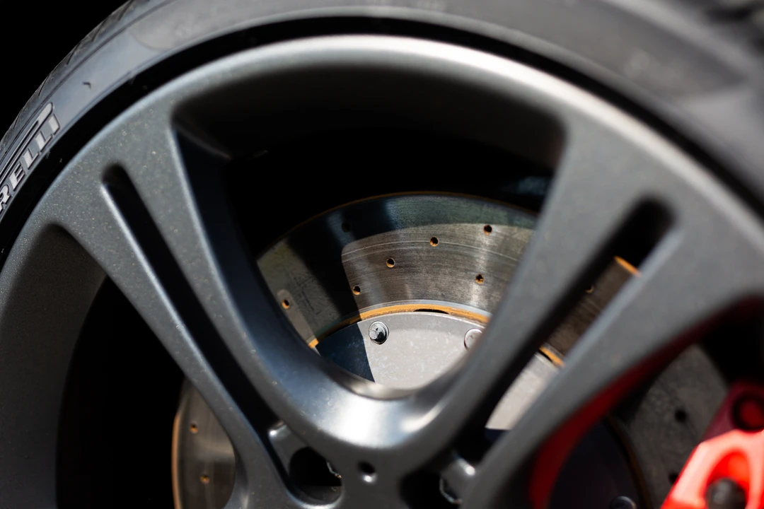 2012 McLaren MP4-12C - Image 9 of 31