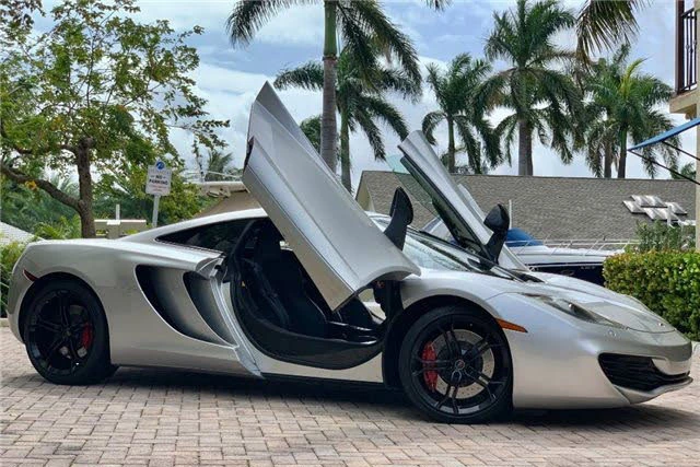 2012 McLaren MP4-12C - Image 2 of 11