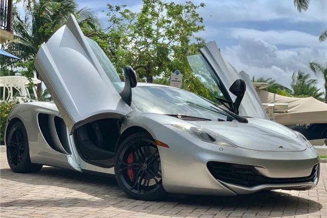 2012 McLaren MP4-12C - Image 7 of 11