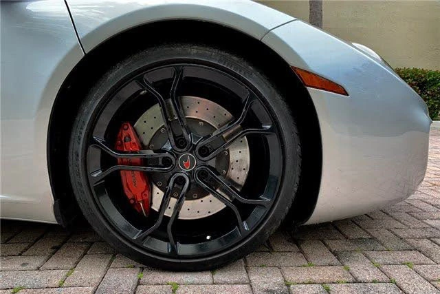 2012 McLaren MP4-12C - Image 10 of 11