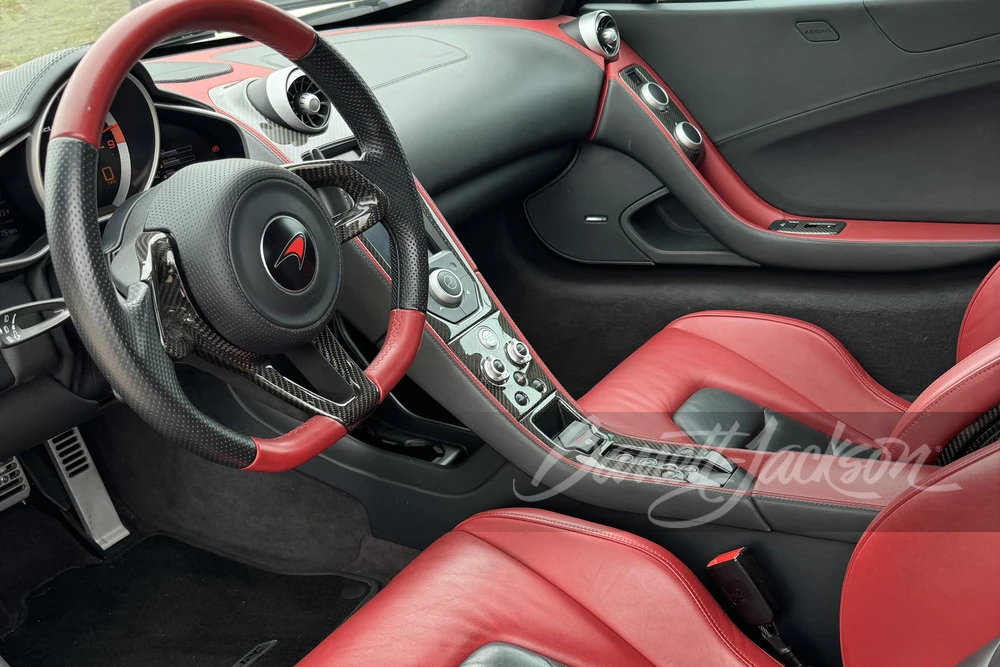 2012 McLaren MP4-12C - Image 4 of 10