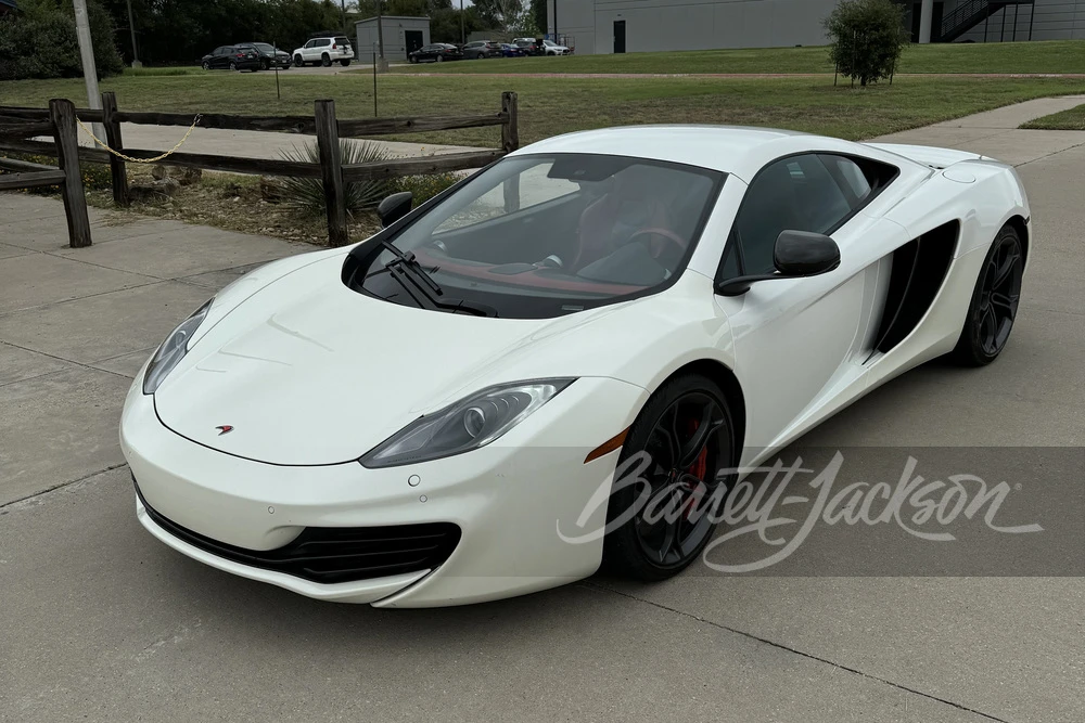 2012 McLaren MP4-12C - Image 10 of 10