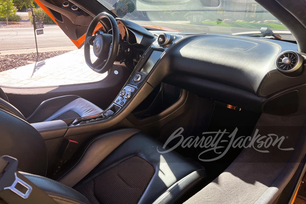 2012 McLaren MP4-12C - Image 4 of 14