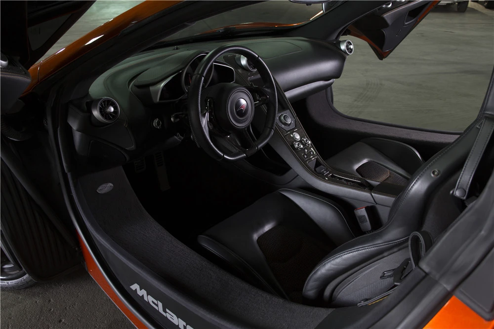 2012 McLaren MP4-12C - Image 4 of 5