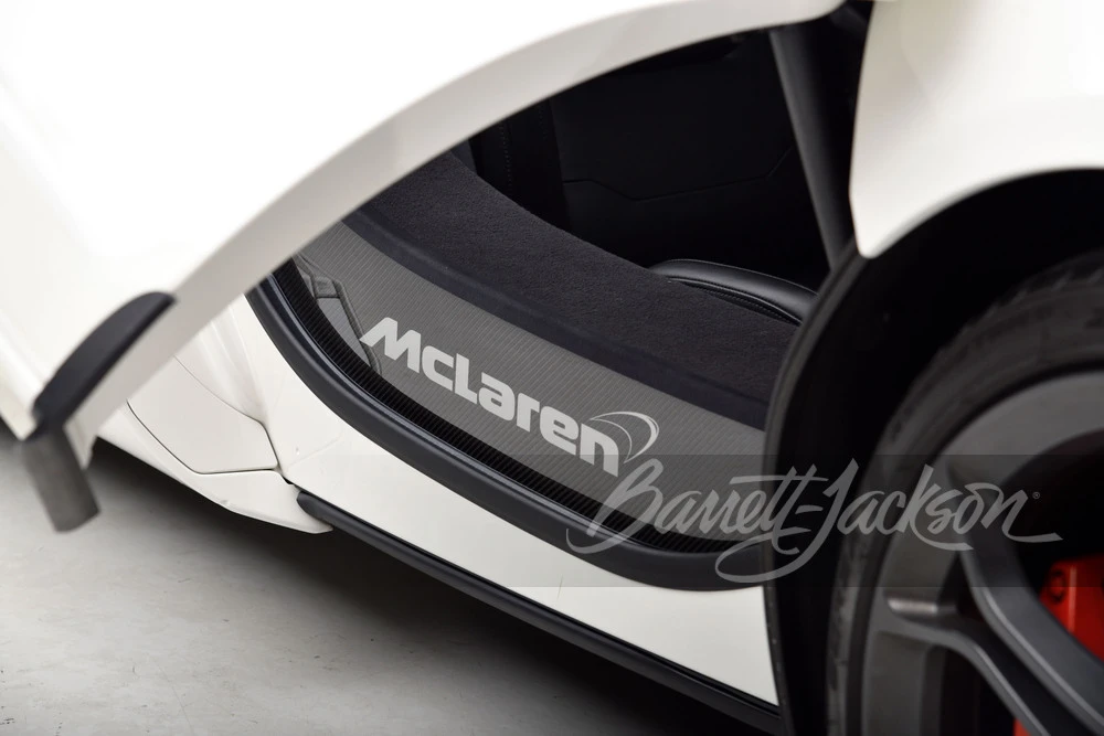 2012 McLaren MP4-12C - Image 13 of 31