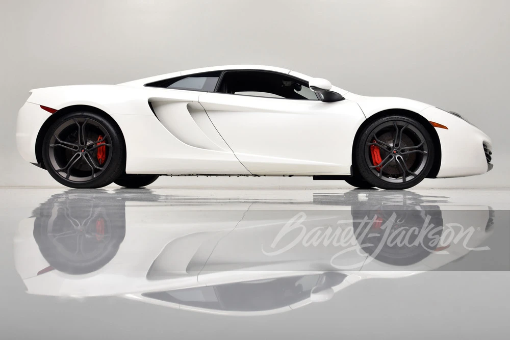 2012 McLaren MP4-12C - Image 31 of 31