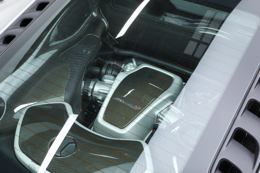 2012 McLaren MP4-12C - Image 2 of 31