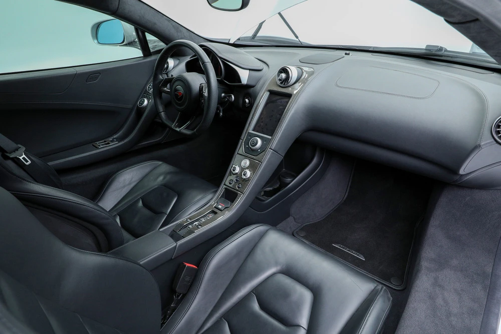 2012 McLaren MP4-12C - Image 3 of 31