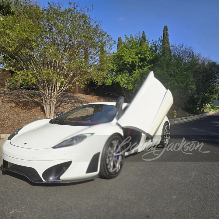 2012 McLaren MP4-12C - Image 7 of 8