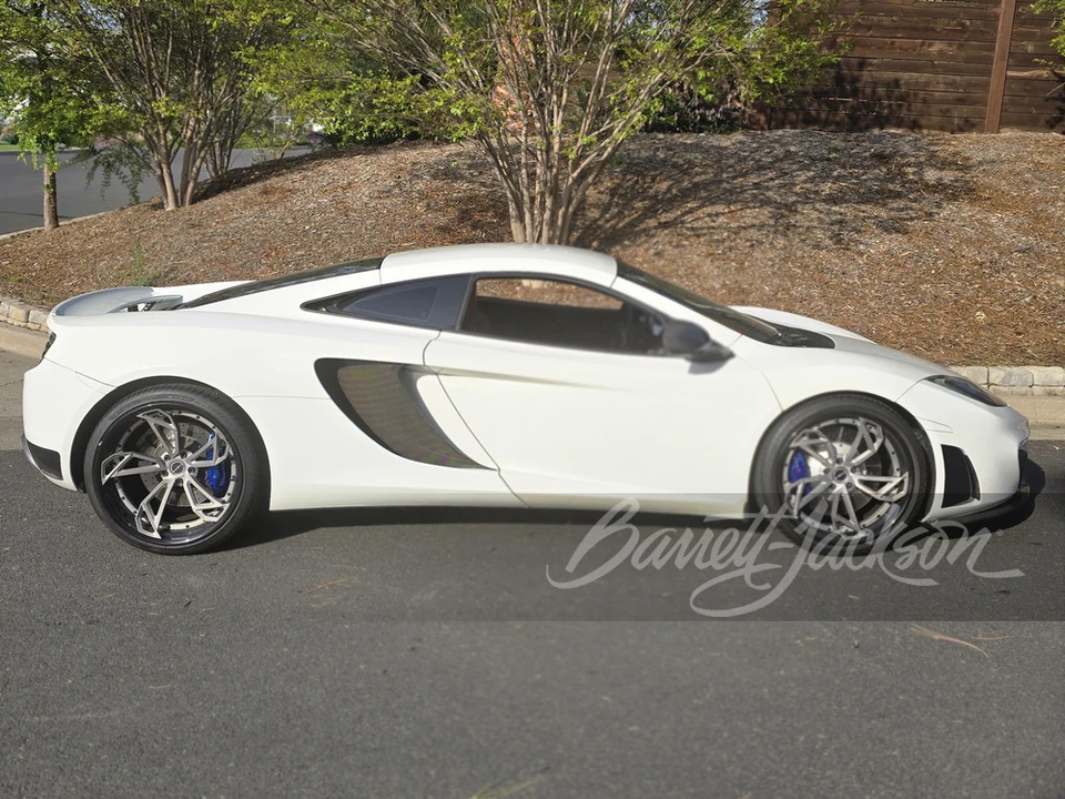 2012 McLaren MP4-12C - Image 4 of 8