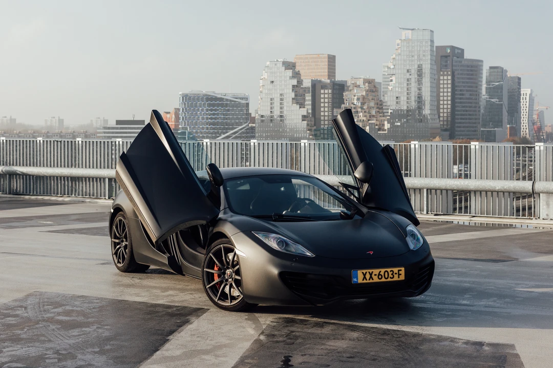 2012 McLaren MP4-12C - Image 16 of 31