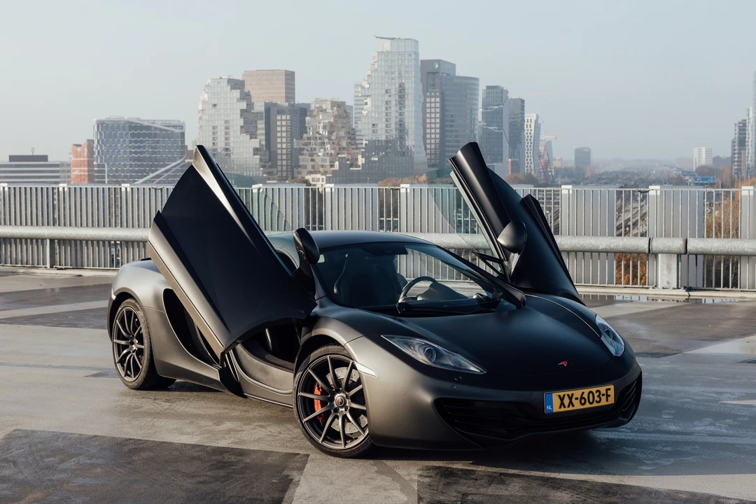2012 McLaren MP4-12C - Image 17 of 31
