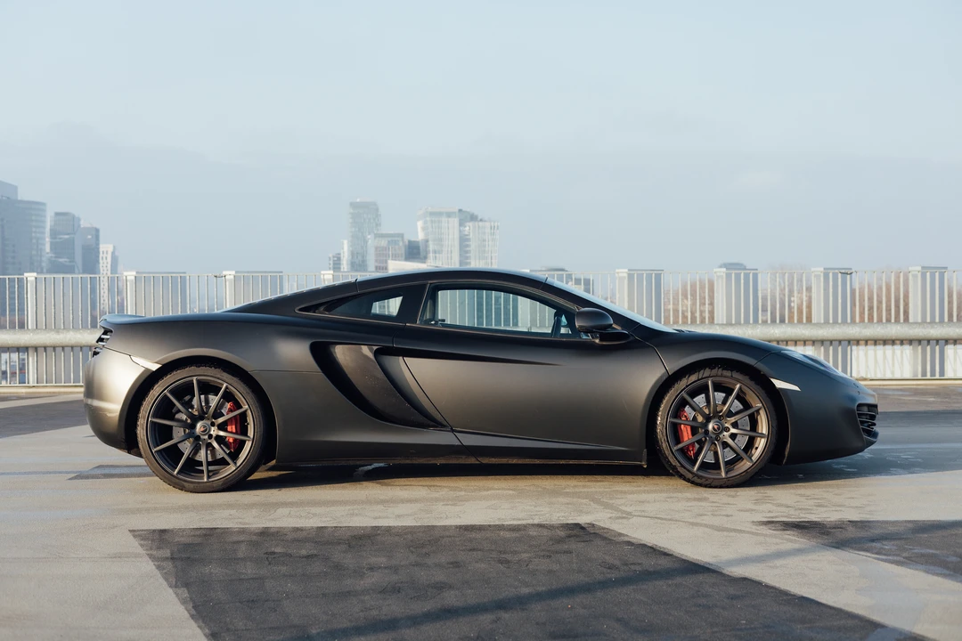 2012 McLaren MP4-12C - Image 9 of 31