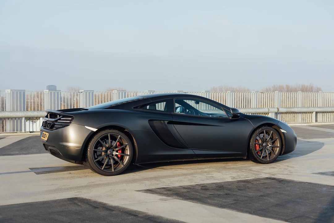 2012 McLaren MP4-12C - Image 15 of 31