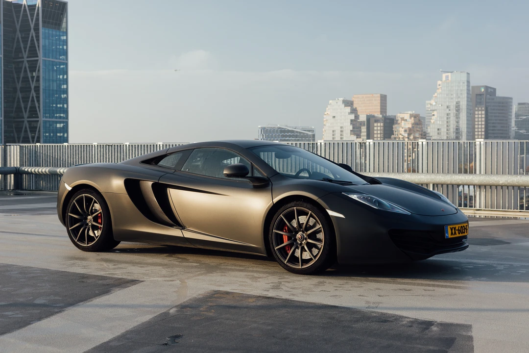 2012 McLaren MP4-12C - Image 18 of 31