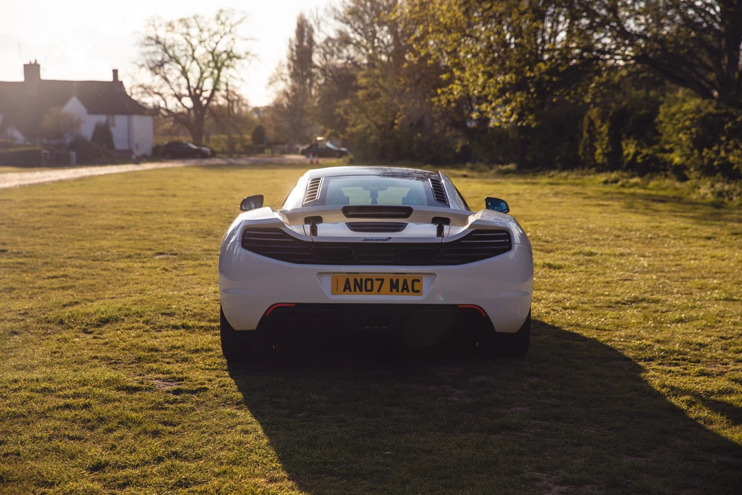 2012 McLaren MP4-12C - Image 16 of 31