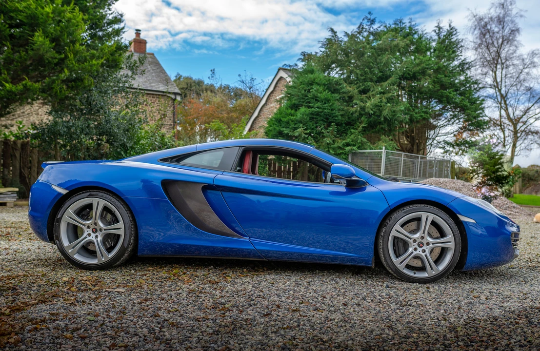2012 McLaren MP4-12C - Image 8 of 31