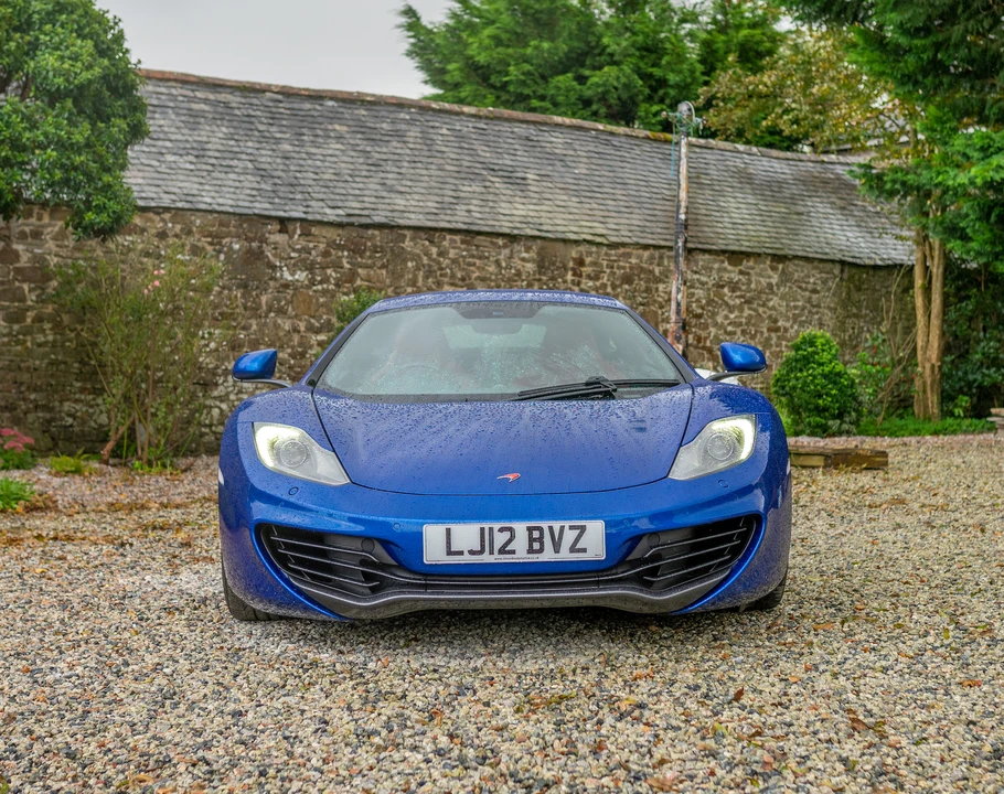 2012 McLaren MP4-12C - Image 15 of 31
