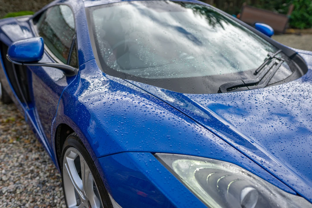 2012 McLaren MP4-12C - Image 26 of 31