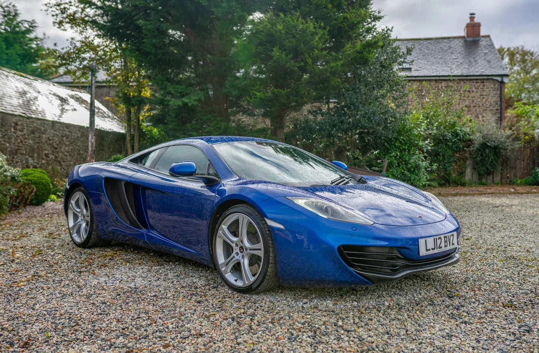 2012 McLaren MP4-12C - Image 25 of 31