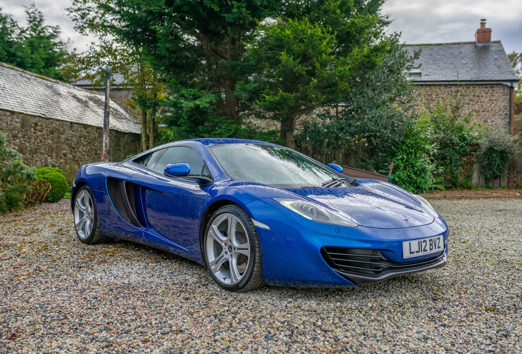 2012 McLaren MP4-12C - Image 18 of 31