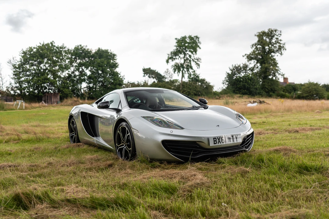 2012 McLaren MP4-12C - Image 22 of 31