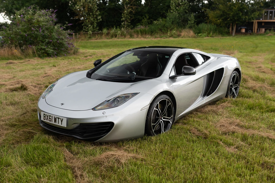 2012 McLaren MP4-12C - Image 24 of 31