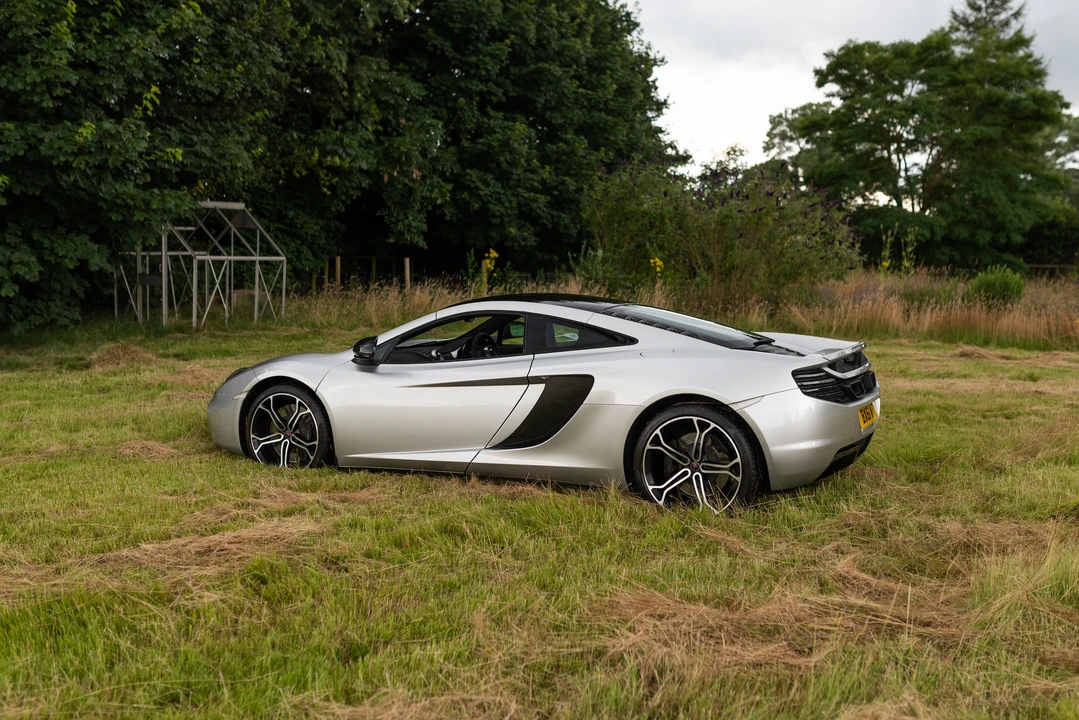 2012 McLaren MP4-12C - Image 6 of 31