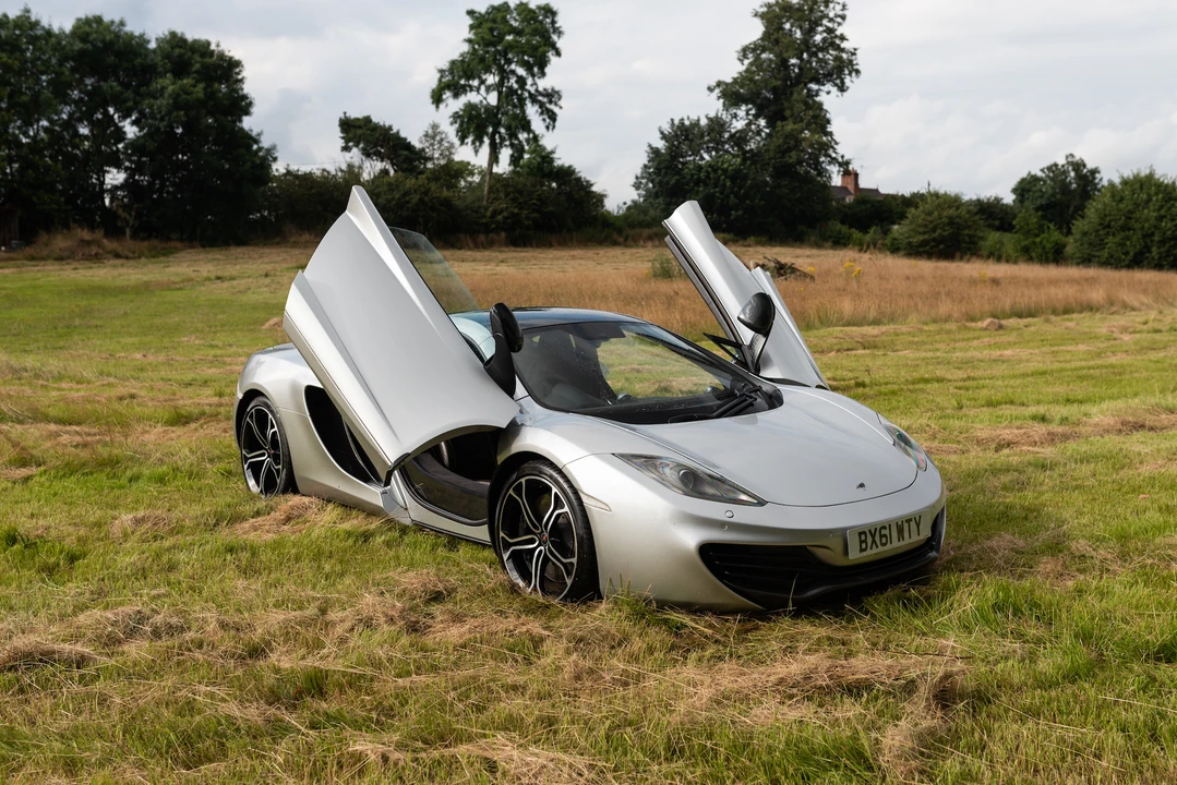 2012 McLaren MP4-12C - Image 26 of 31