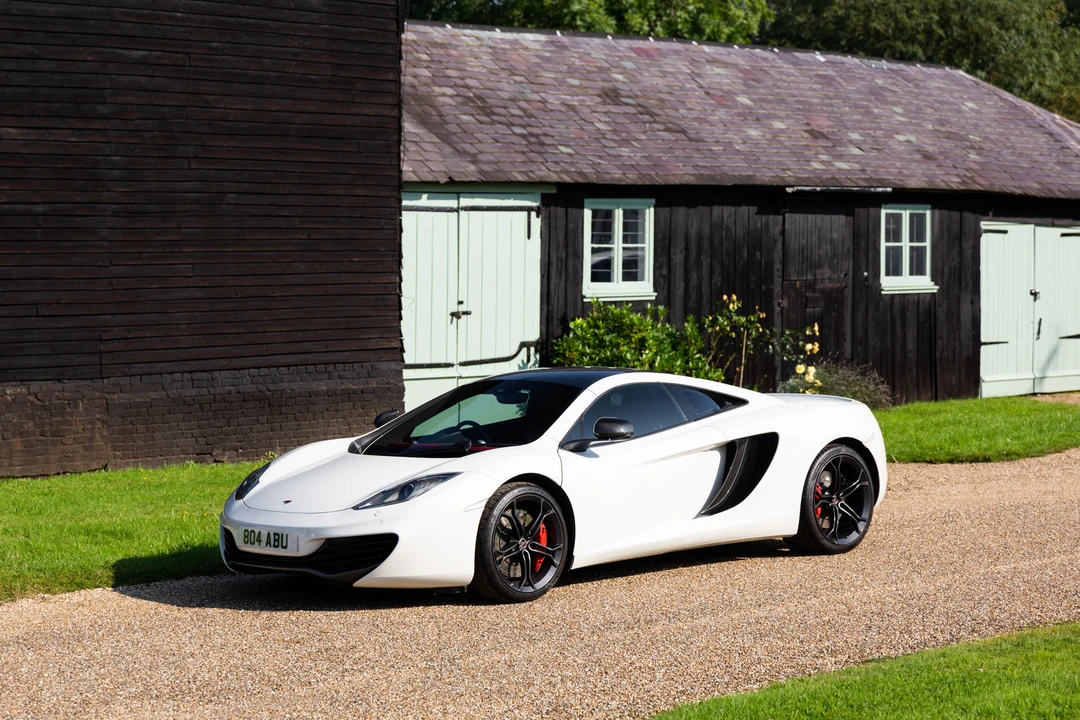 2012 McLaren MP4-12C - Image 10 of 31