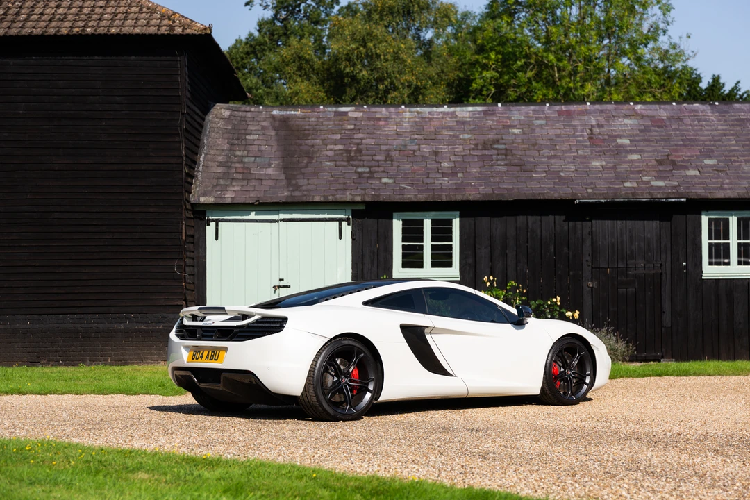 2012 McLaren MP4-12C - Image 14 of 31