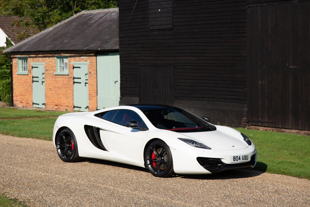 2012 McLaren MP4-12C - Image 12 of 31