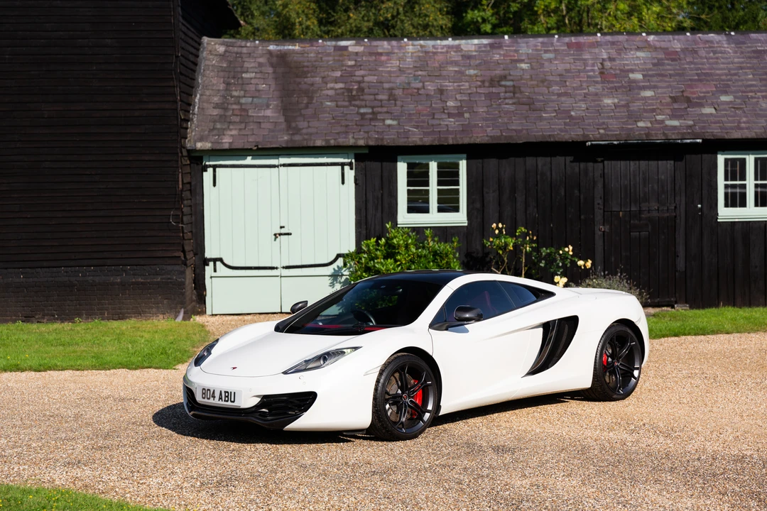 2012 McLaren MP4-12C - Image 19 of 31