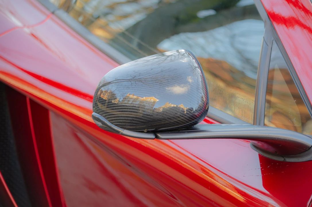 2012 McLaren MP4-12C - Image 24 of 31