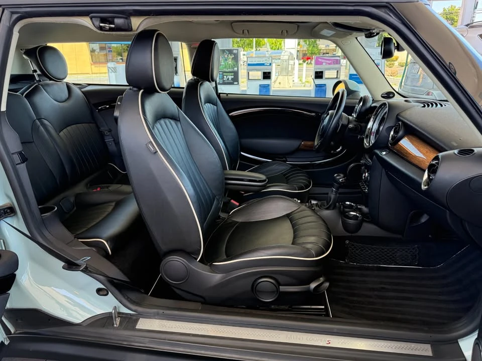 2012 Mini Clubman 1st Gen - Image 15 of 20