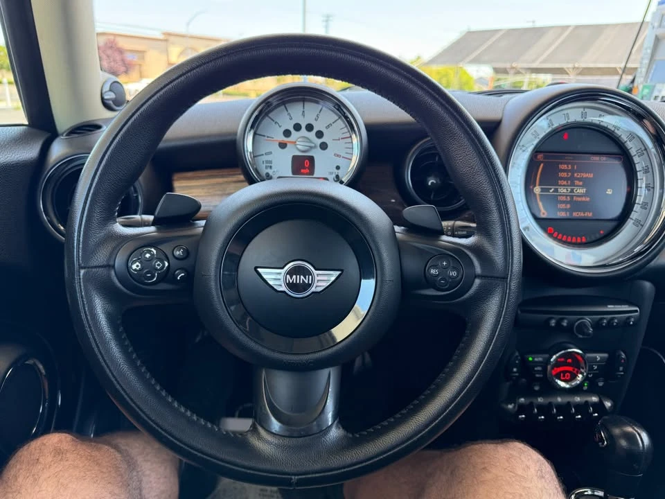 2012 Mini Clubman 1st Gen - Image 16 of 20