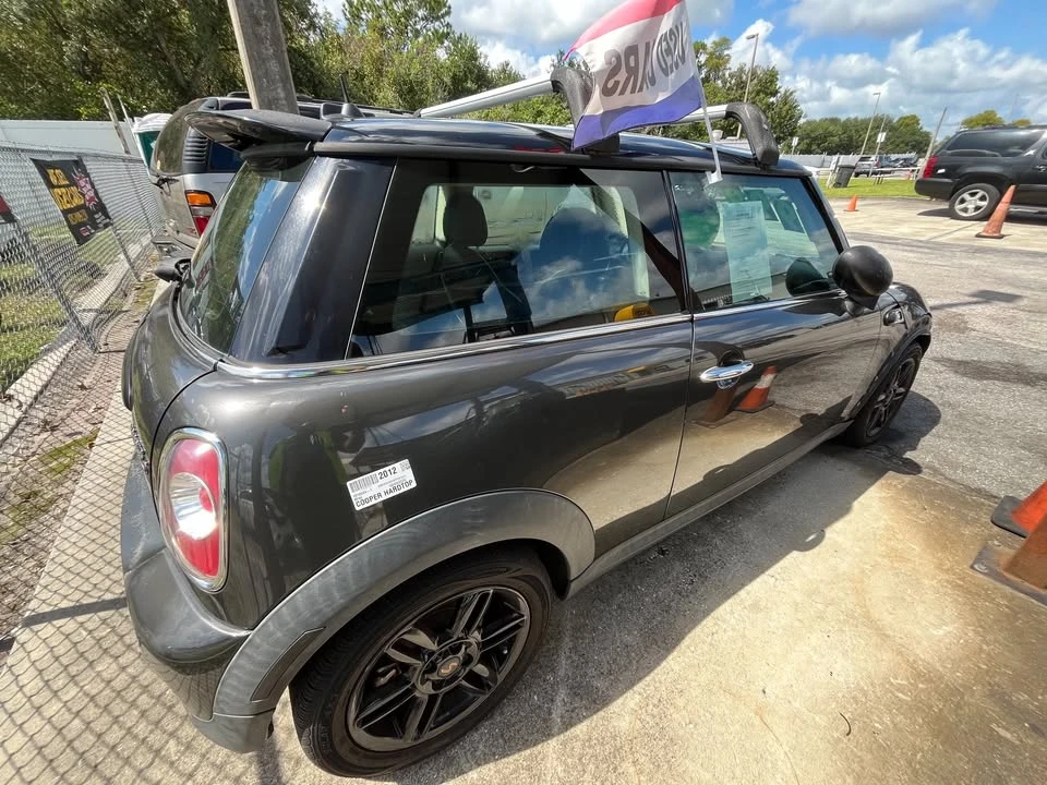 2012 Mini Mini 2nd Gen - Image 3 of 6