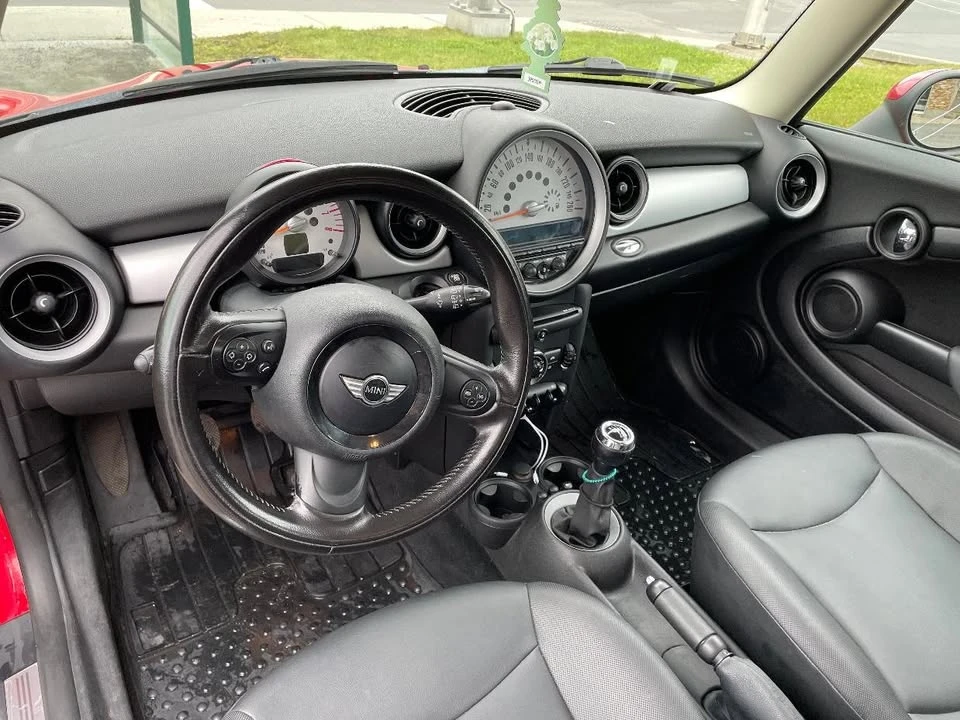 2012 Mini Mini 2nd Gen - Image 4 of 10