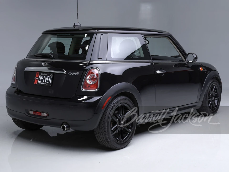 2012 Mini Mini 2nd Gen - Image 2 of 5