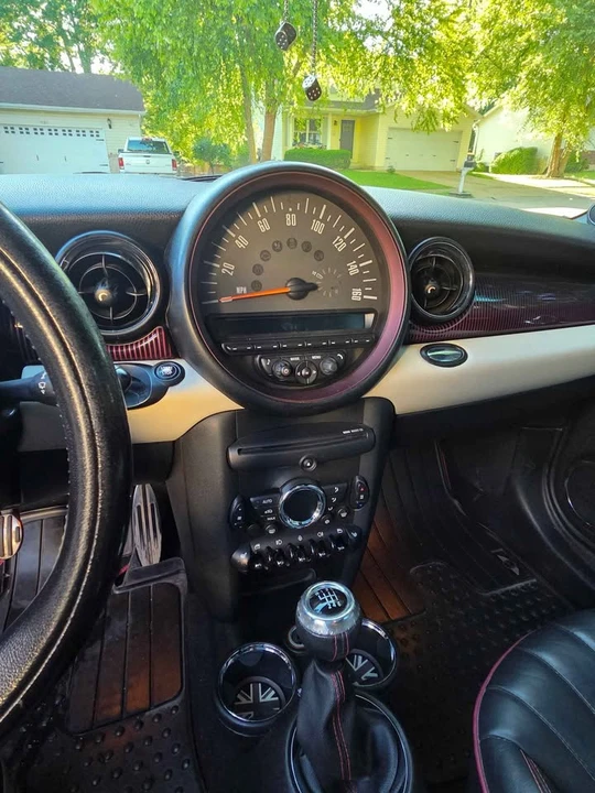 2012 Mini Clubman 1st Gen - Image 3 of 20