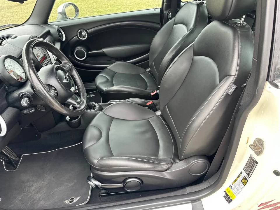 2012 Mini Clubman 1st Gen - Image 11 of 18