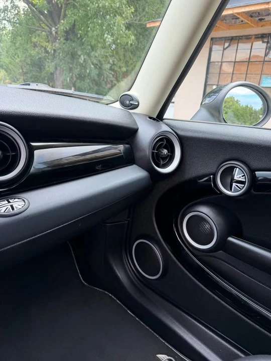 2012 Mini Clubman 1st Gen - Image 13 of 19