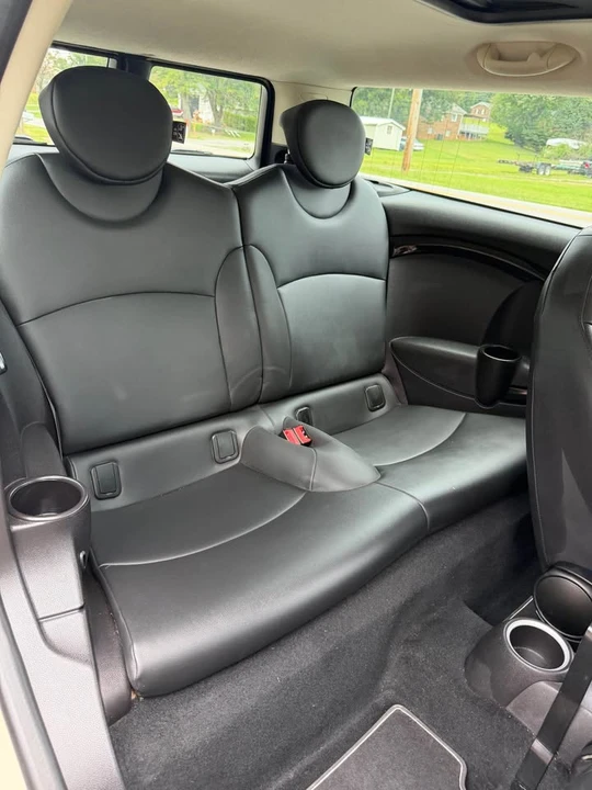 2012 Mini Clubman 1st Gen - Image 16 of 19