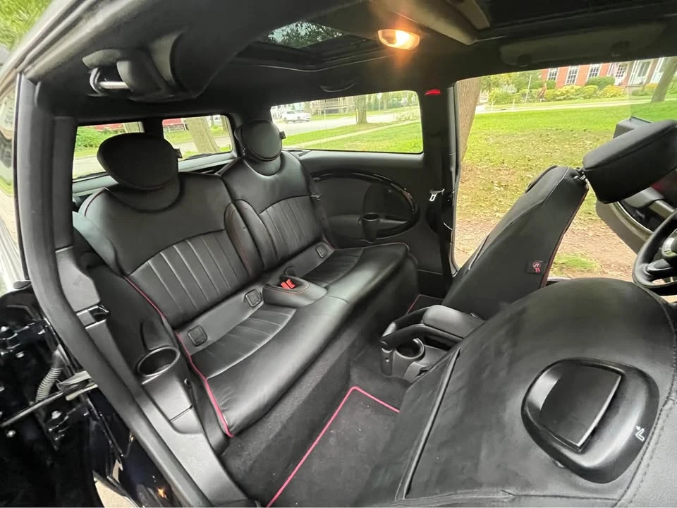 2012 Mini Clubman 1st Gen - Image 16 of 20