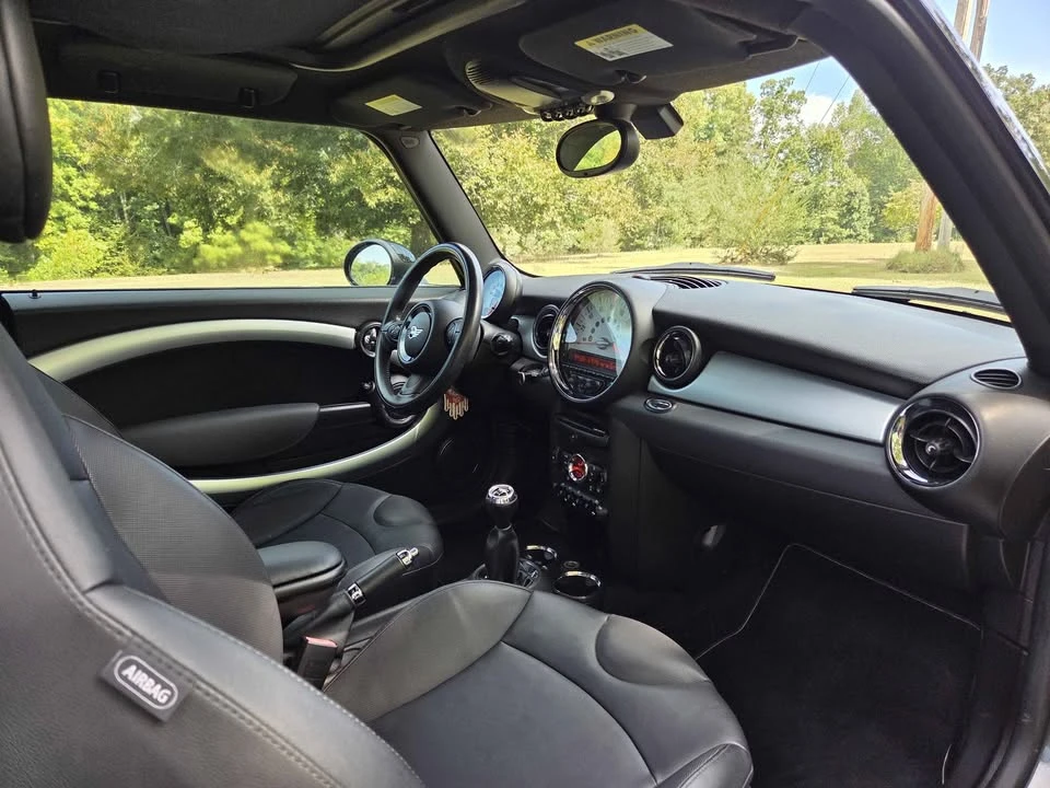 2012 Mini Clubman 1st Gen - Image 11 of 13